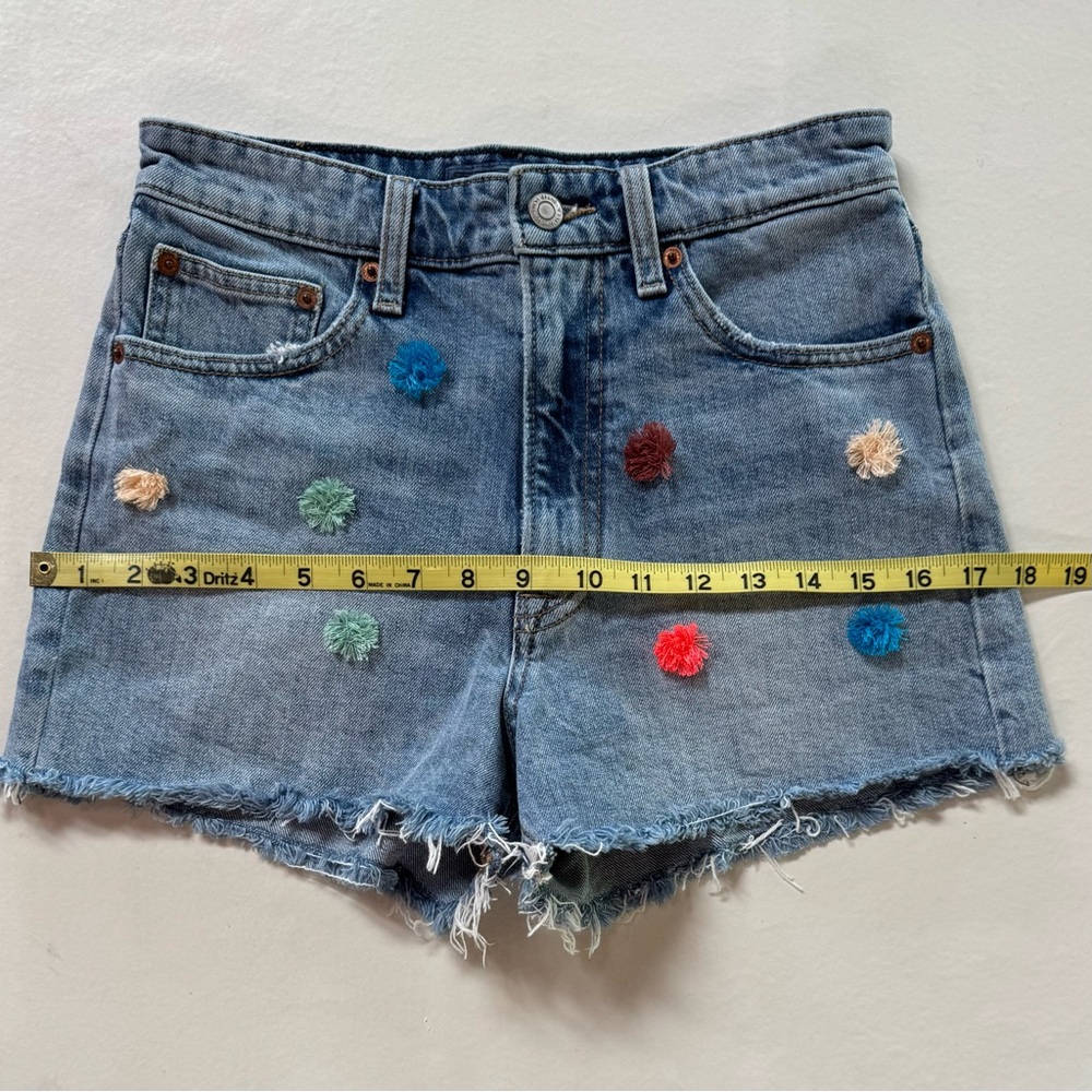 NWOT LUCKY BRAND “Lucky Pins” Denim Pom-Pom High-Rise Shorts (2/26) - Picture 10 of 17